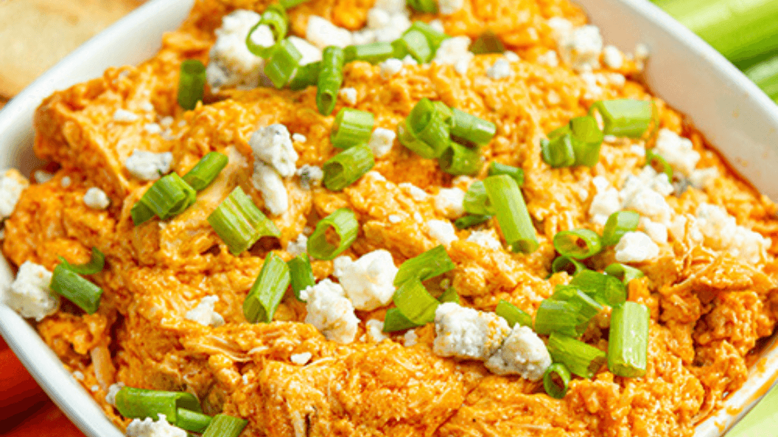 Easy Crockpot Buffalo Chicken Dip: Game Day Ready!