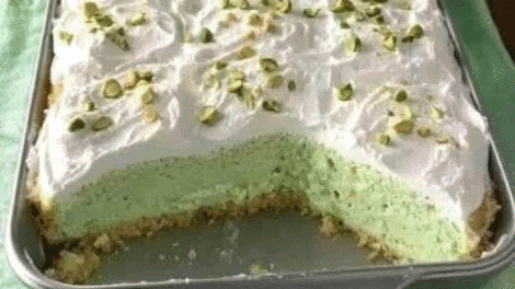 Pineapple Paradise Cake